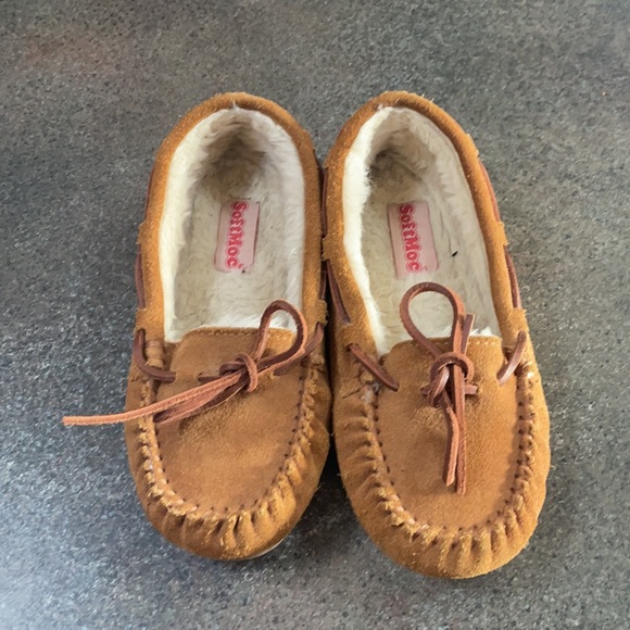 Softmoc Moccasins kids size 3 - like new - Picture 2 of 4